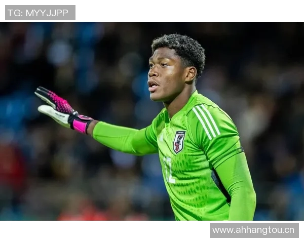 阿尔米隆精彩凌空射门成功破门铃木彩艳毫无反应